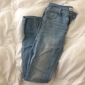 light washed abercrombie jeans